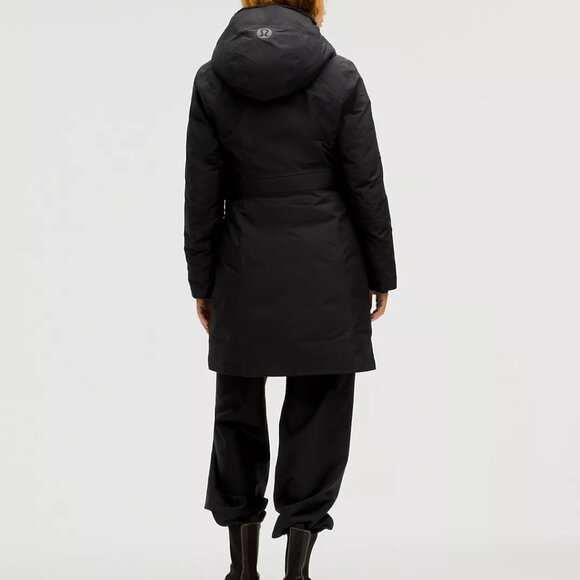 Lululemon Snow Warrior 600-Down-Fill Parka Goose Down, Size 4, $598 - Picture 2 of 11